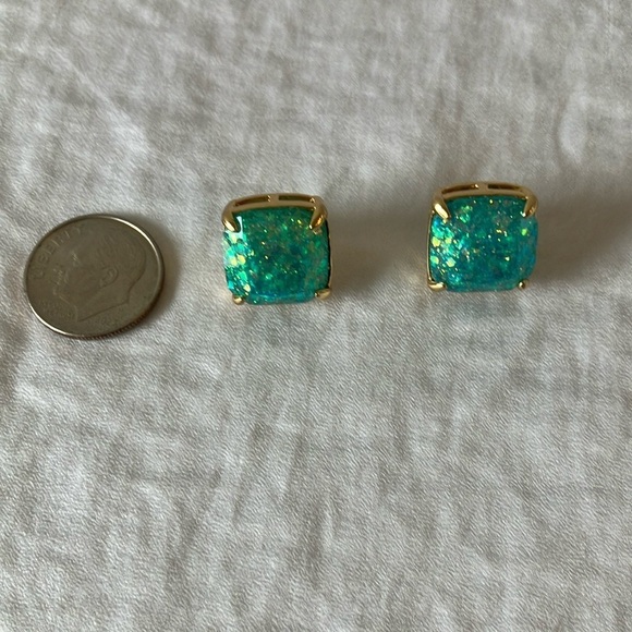 Kate Spade: Green Sparkle Earrings- Gold tone - Picture 2 of 14